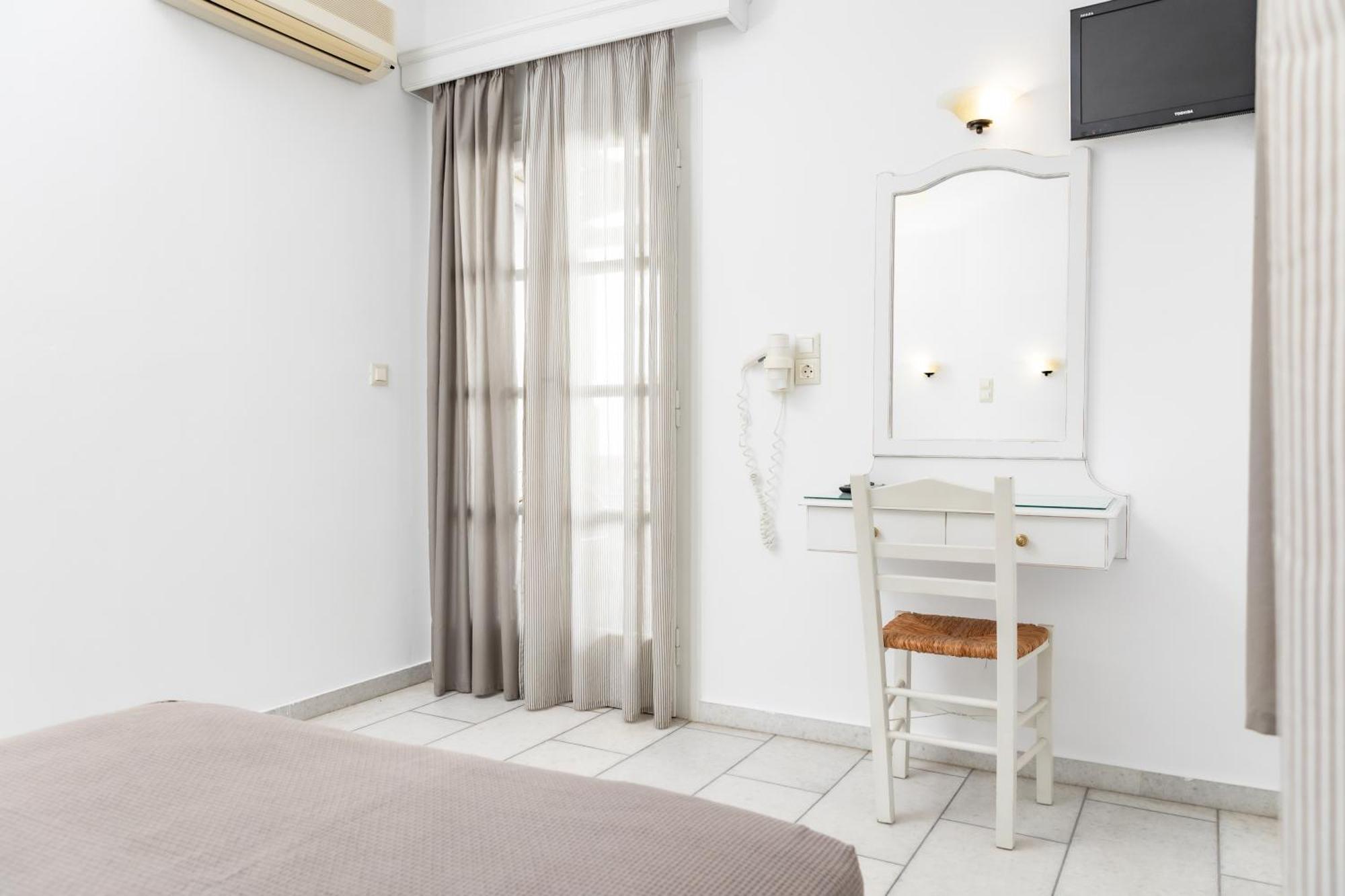 Depis Ebiria Appartement Naxos City Buitenkant foto
