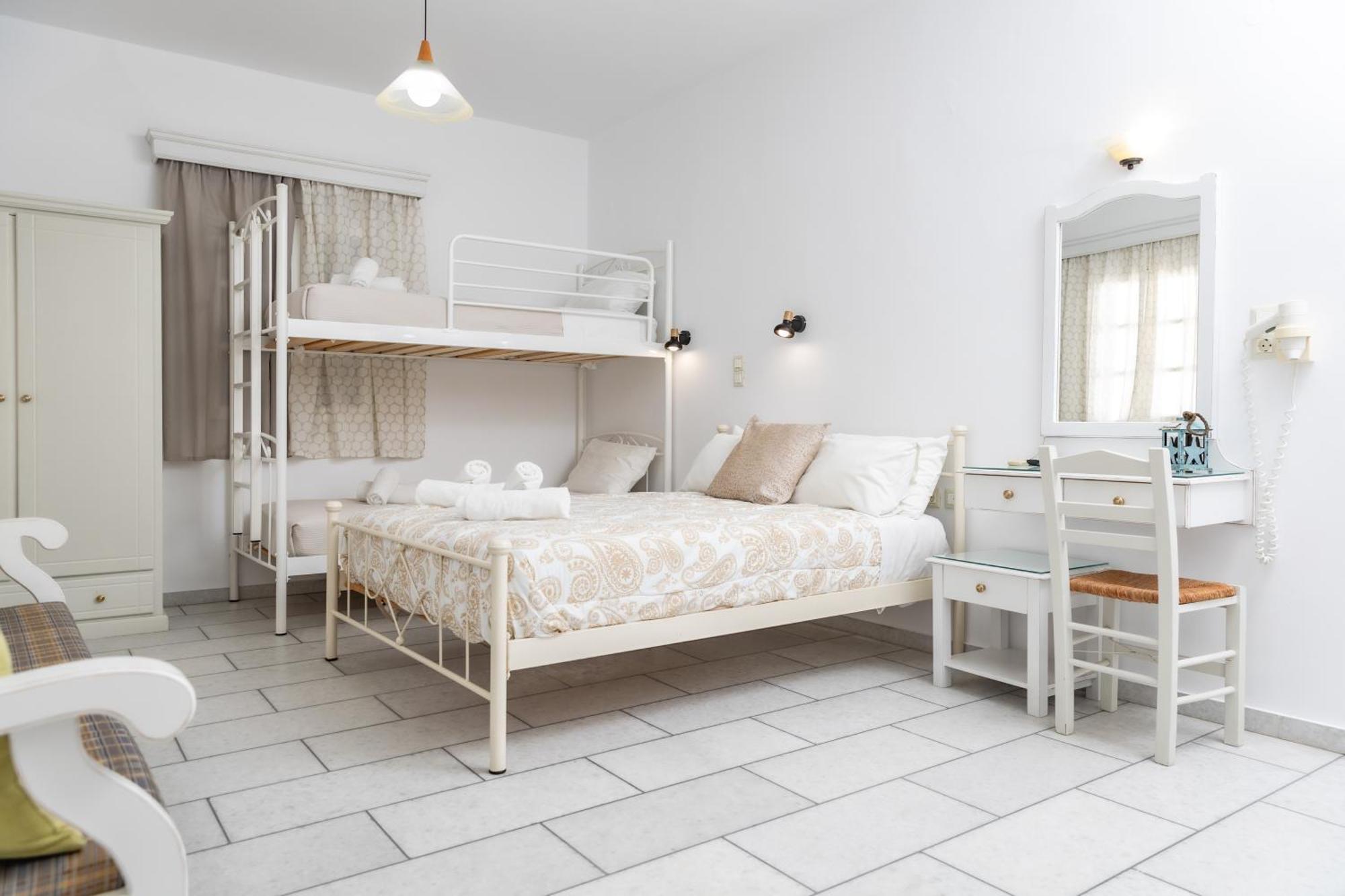 Depis Ebiria Appartement Naxos City Buitenkant foto