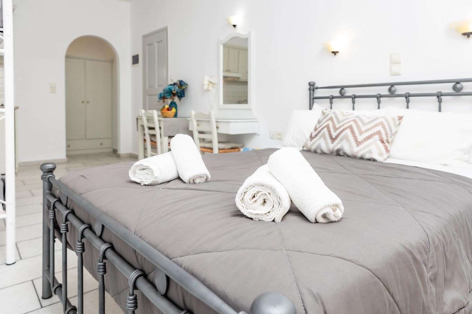 Depis Ebiria Appartement Naxos City Buitenkant foto